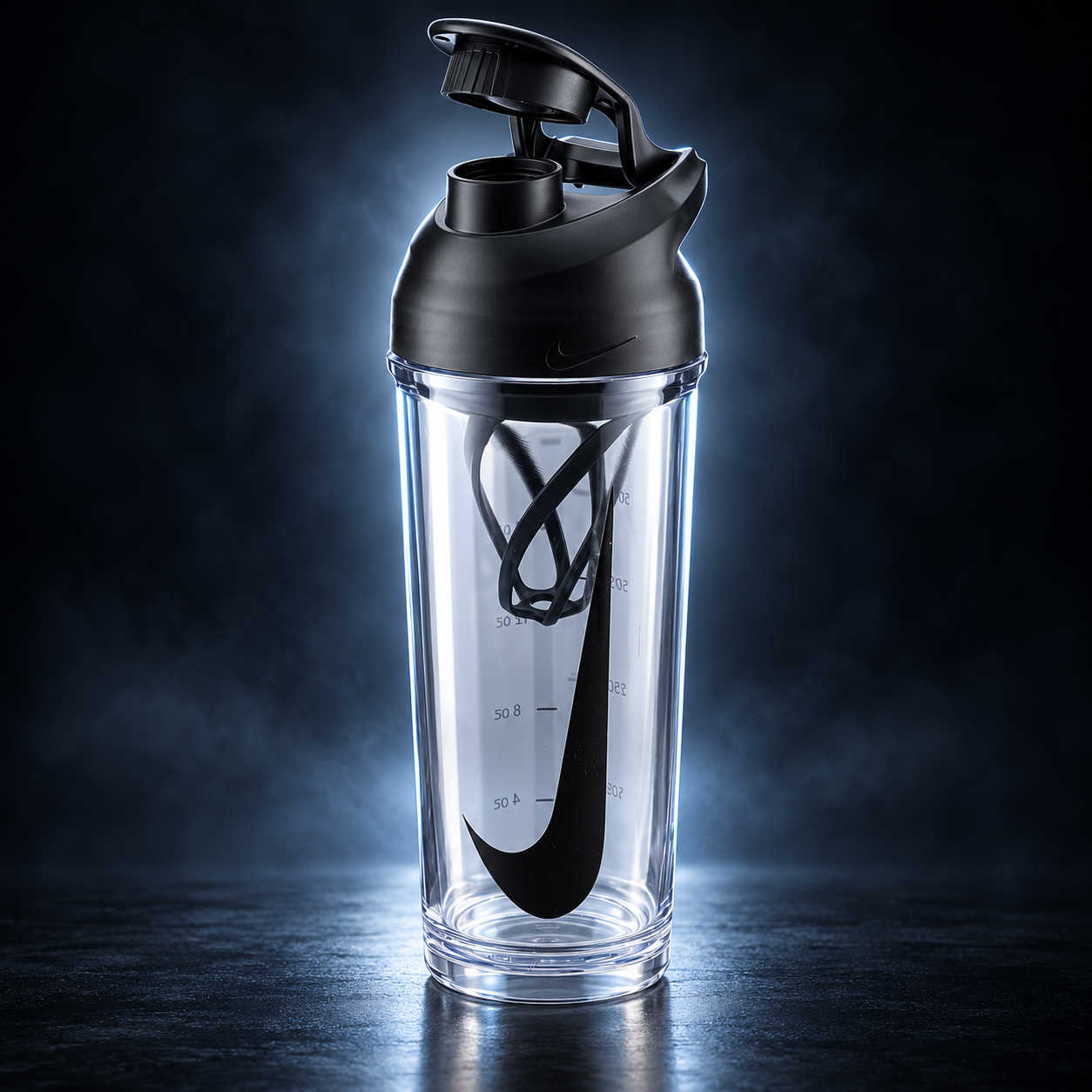 Model N crystal-clear PP sports shaker with black lid, internal mixing insert and cinematic studio lighting.